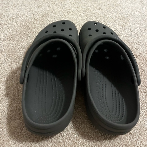 Crocs - Picture 7 of 9